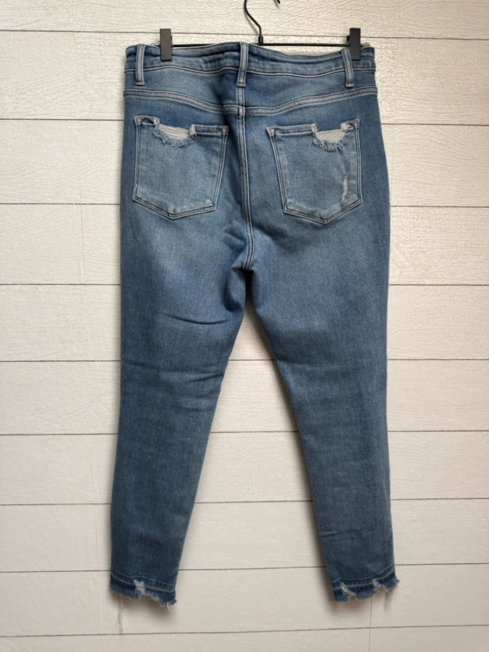 Flying Monkey High Rise Button Fly Distressed Raw Hem Skinny Jeans Size 30/10 - Picture 8 of 11